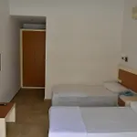 Diana 4*