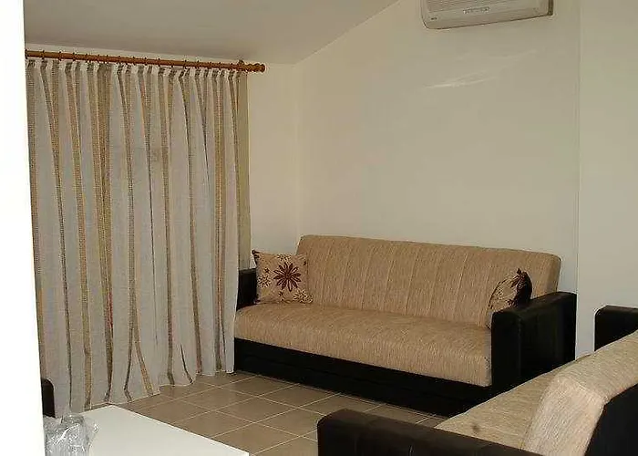 Diana 호텔 페티예