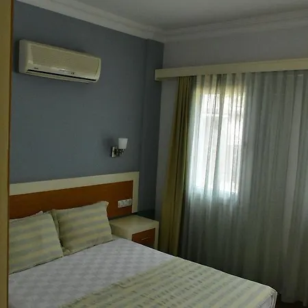 Hotel Diana 3*