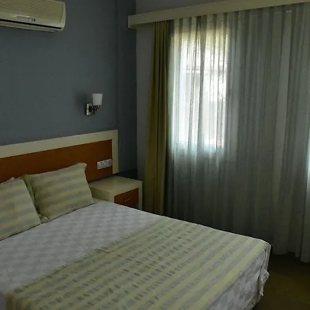 Hotel Diana 3*